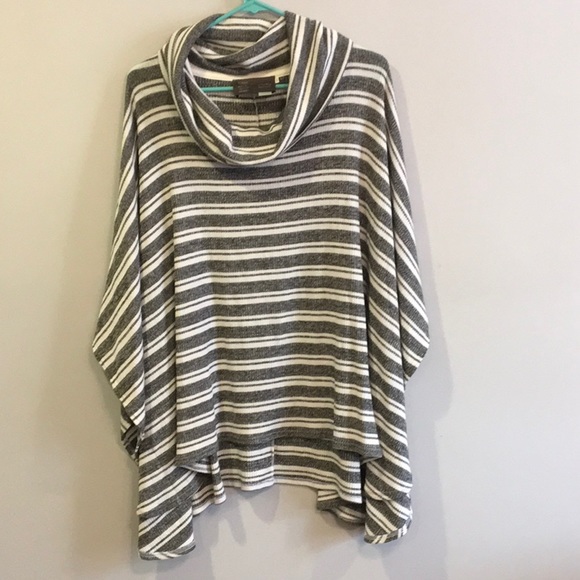 Anthropologie Tops - Anthropologie Striped Knit Poncho Size XS/S